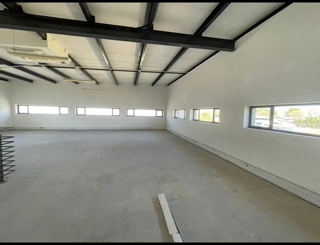 236M² RETAIL TO LET IN BRYANSTON